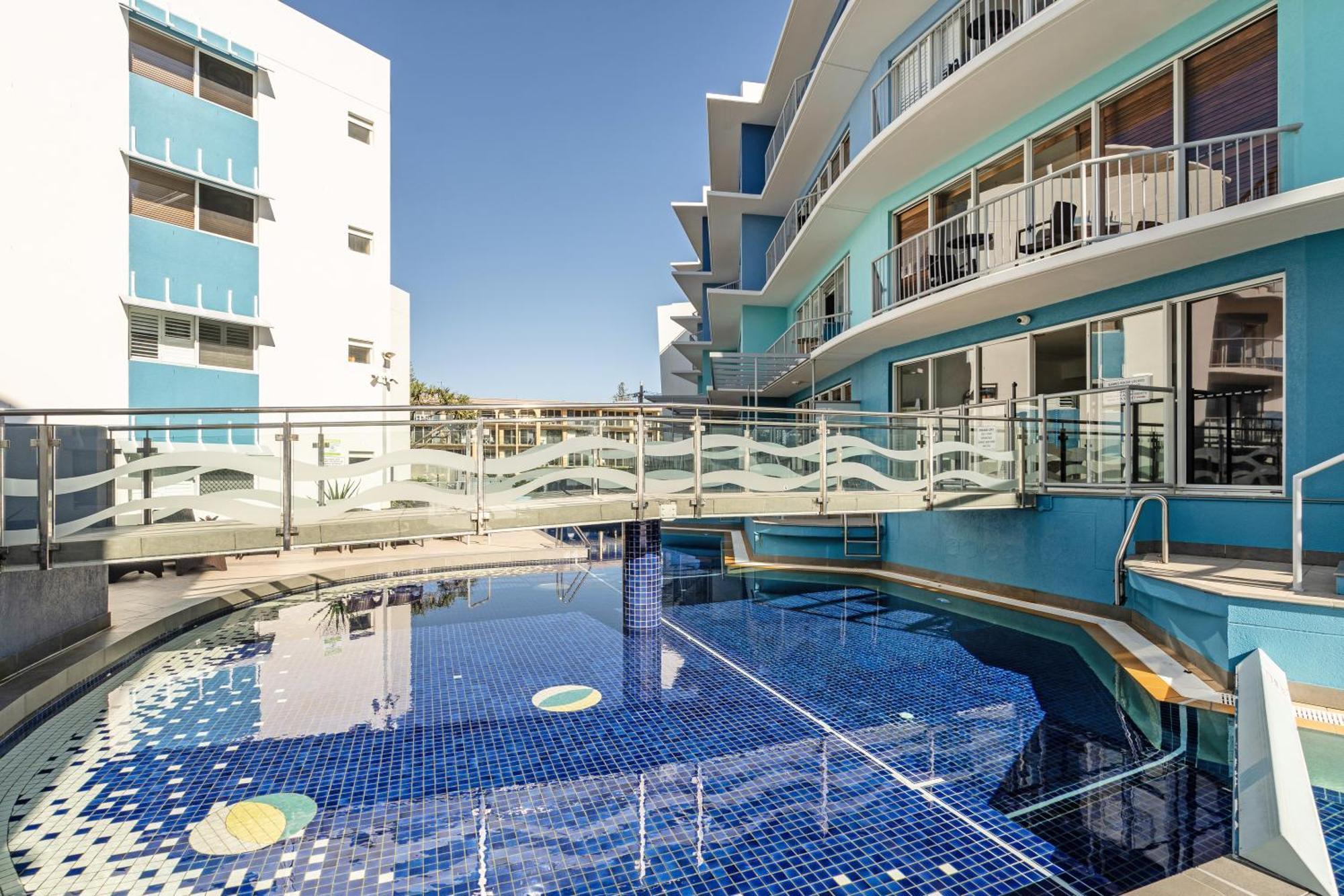 Rolling Surf Resort Caloundra Bagian luar foto