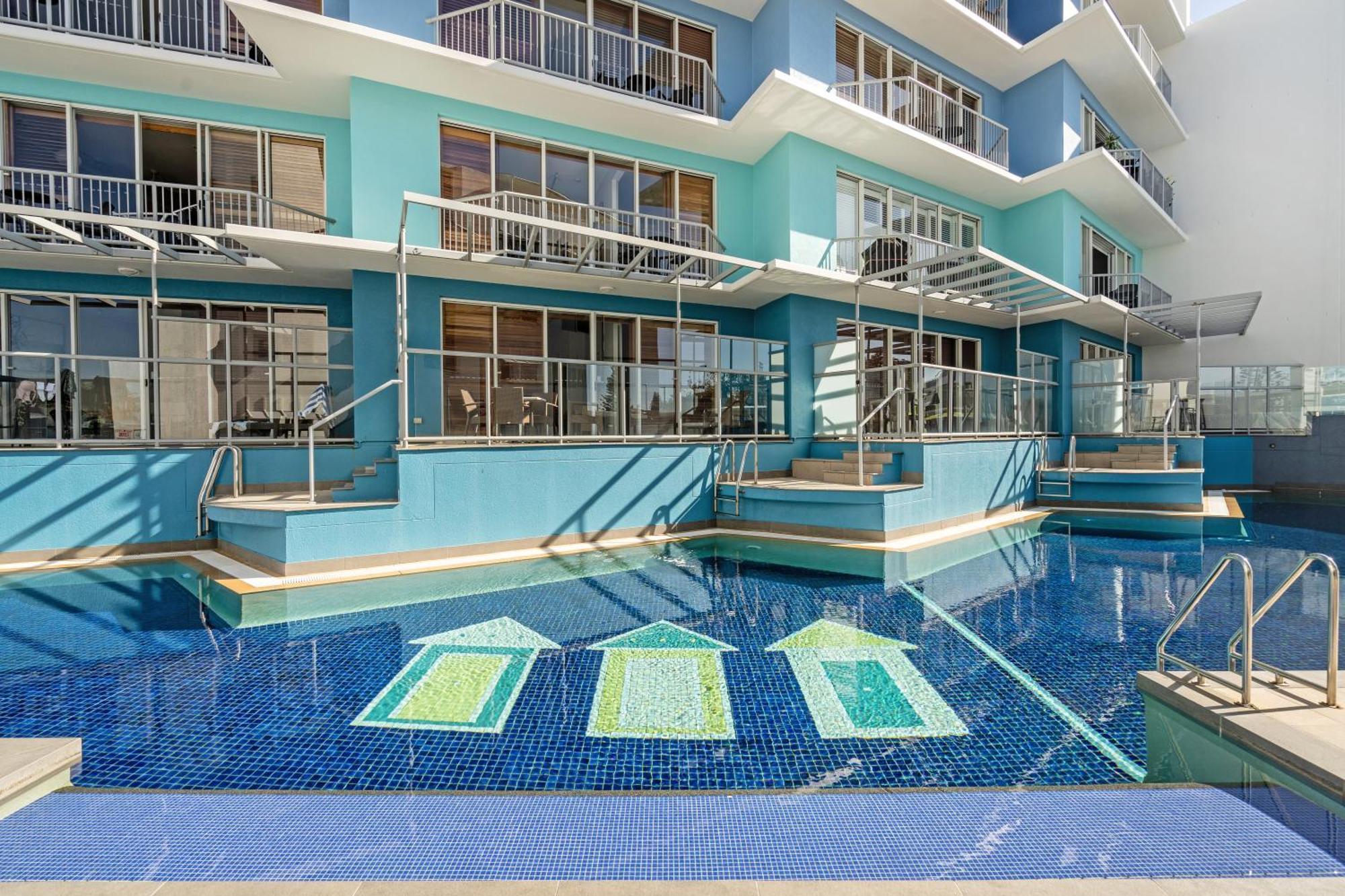 Rolling Surf Resort Caloundra Bagian luar foto