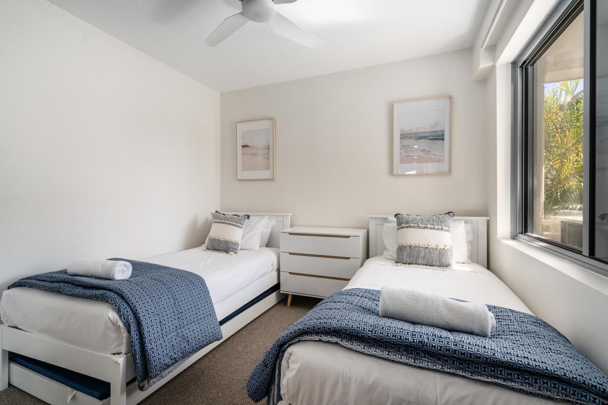 Rolling Surf Resort Caloundra Ruang foto