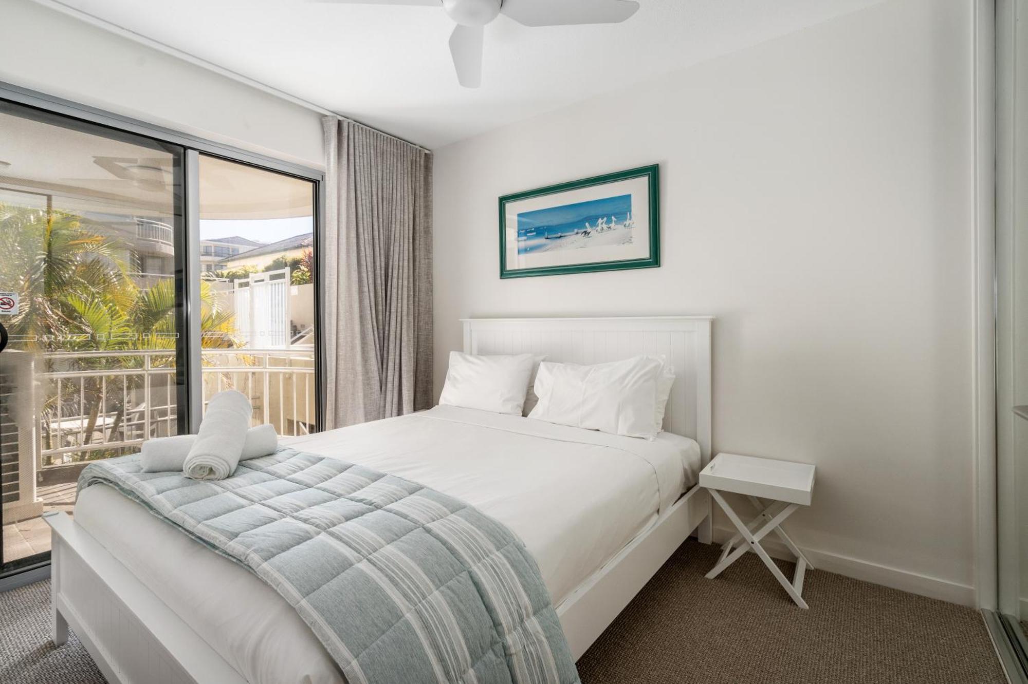 Rolling Surf Resort Caloundra Ruang foto