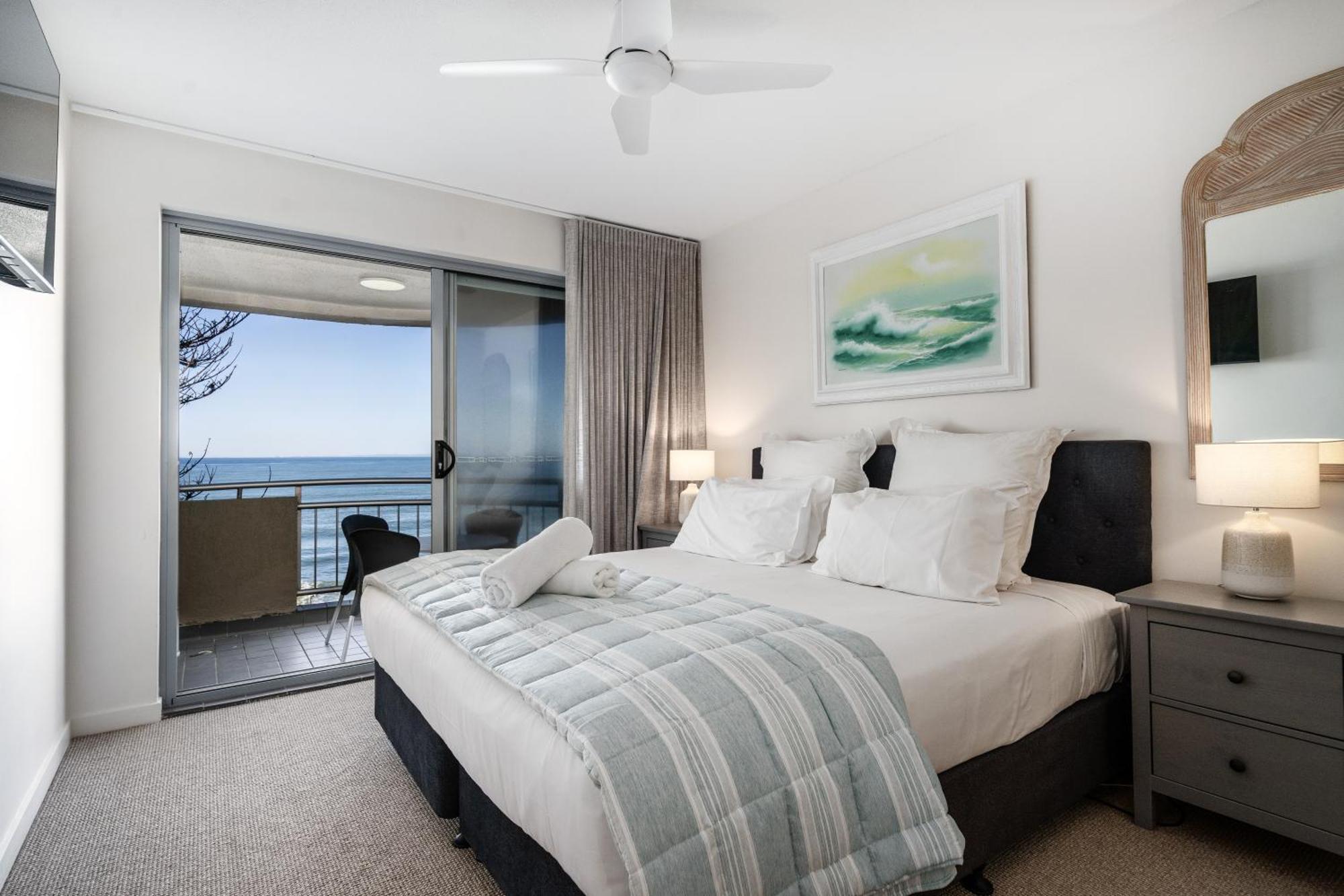 Rolling Surf Resort Caloundra Ruang foto